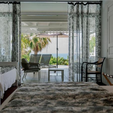 Hotel Amaudo Saint-Francois  Bagian luar foto