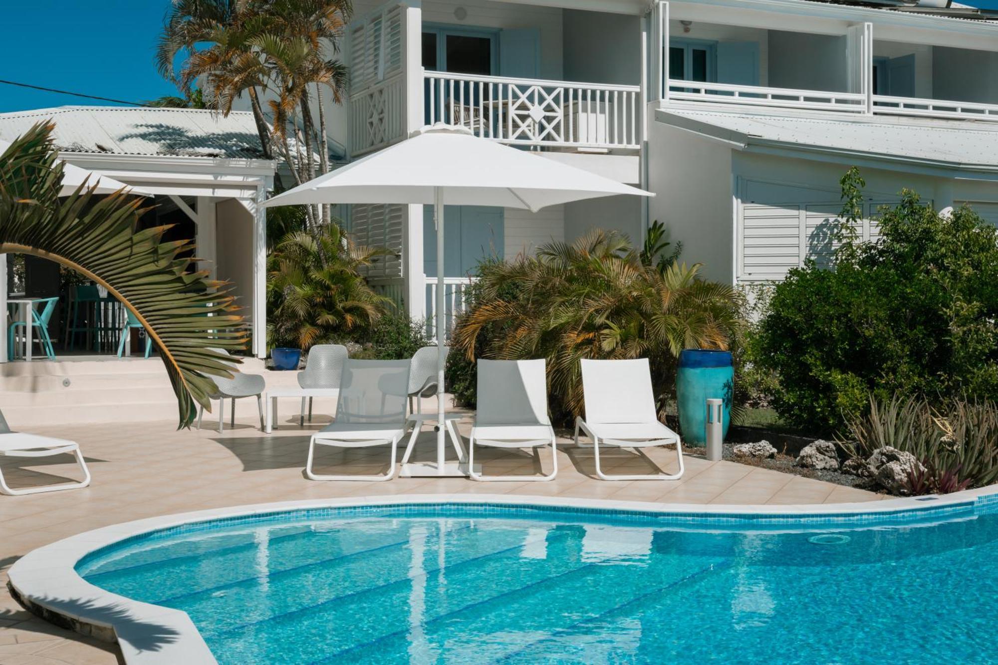Hotel Amaudo Saint-Francois  Bagian luar foto