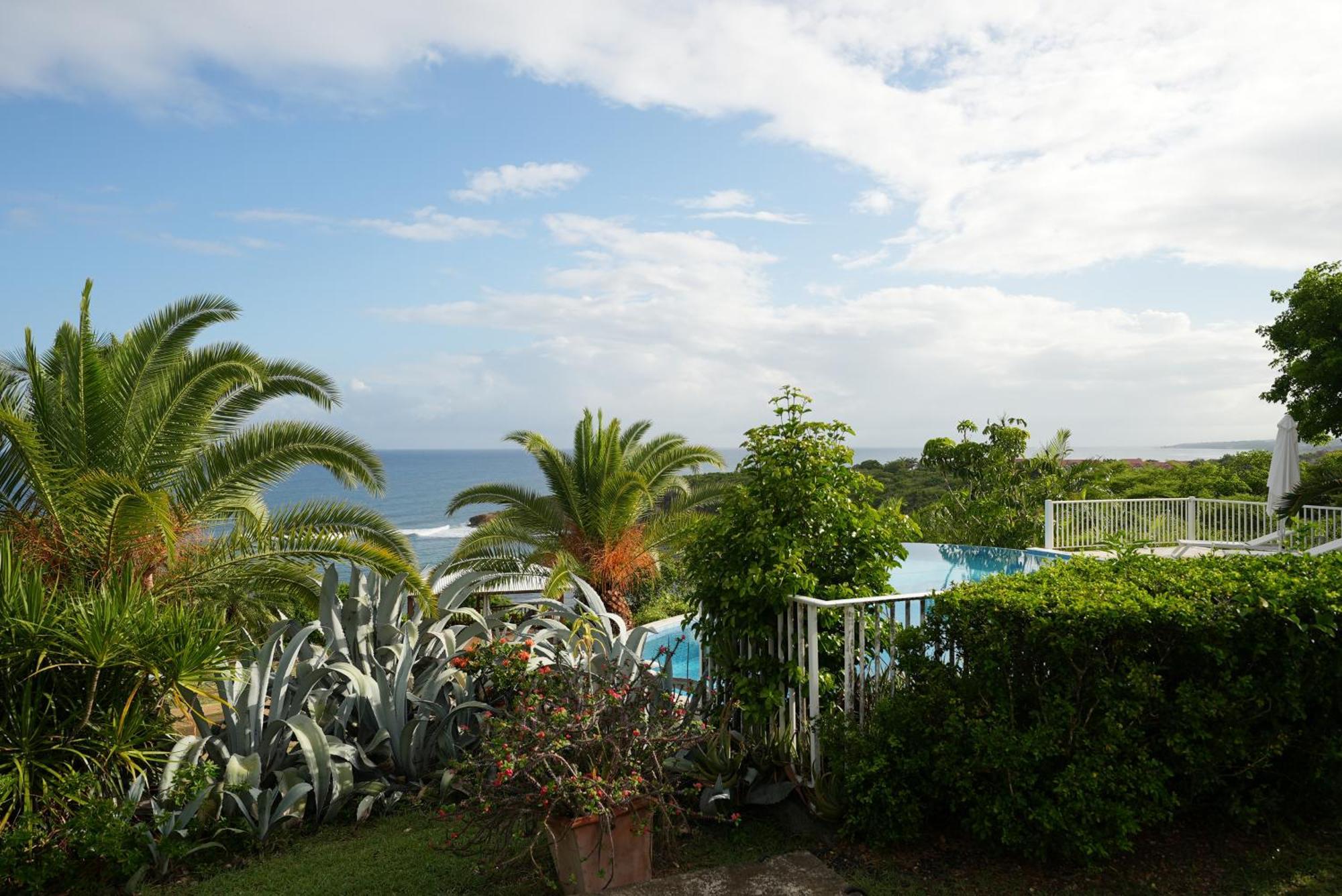 Hotel Amaudo Saint-Francois  Bagian luar foto