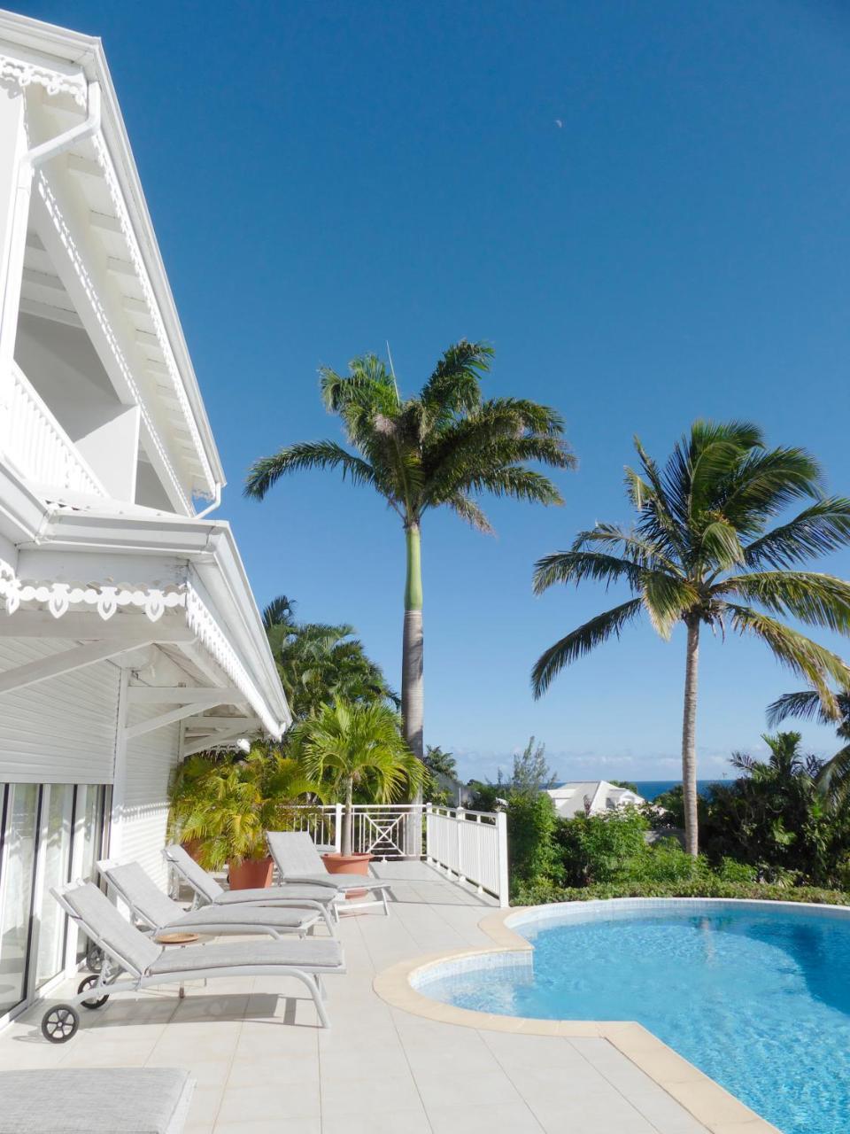 Hotel Amaudo Saint-Francois  Bagian luar foto